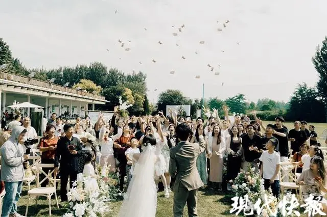 走极简风、追求性价比，年轻人开始流行“三无婚礼”？