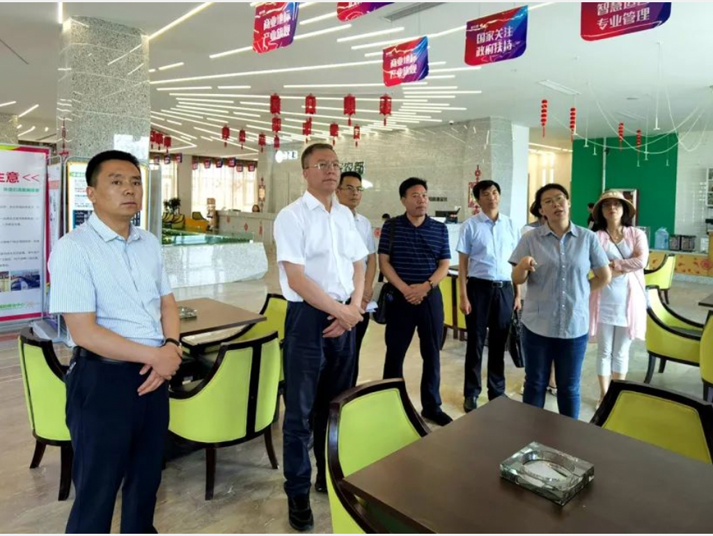 甘肃省临洮县领导考察嘉祥鲜农都